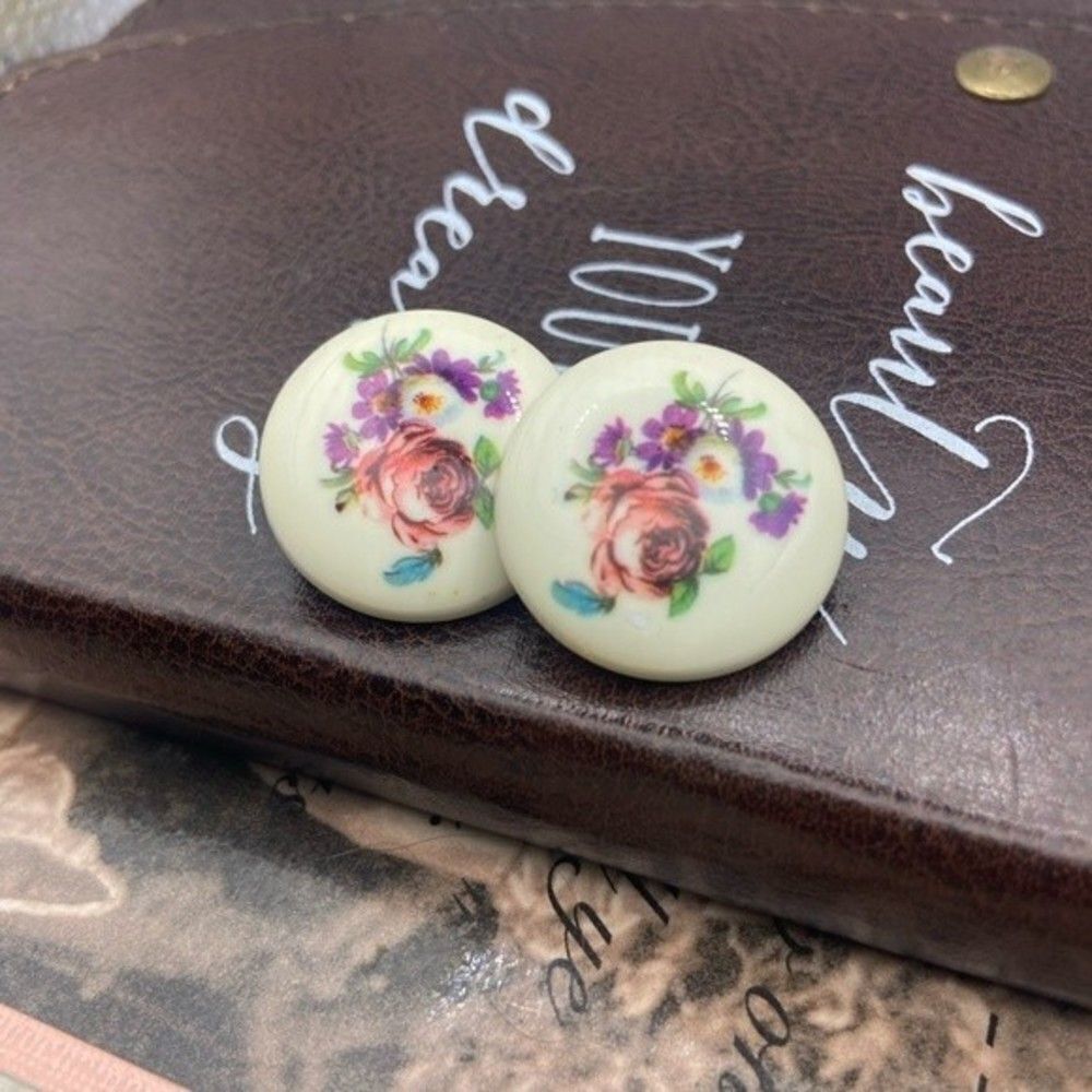 Vintage 1960s Red Blue Rose Floral Print Large West Germany Clip Boho Earrings - Picture 1 of 7